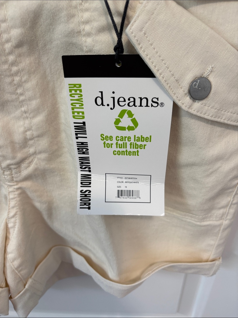 d. jeans Cream High-Waist Twill Shorts - Picture 3 of 7
